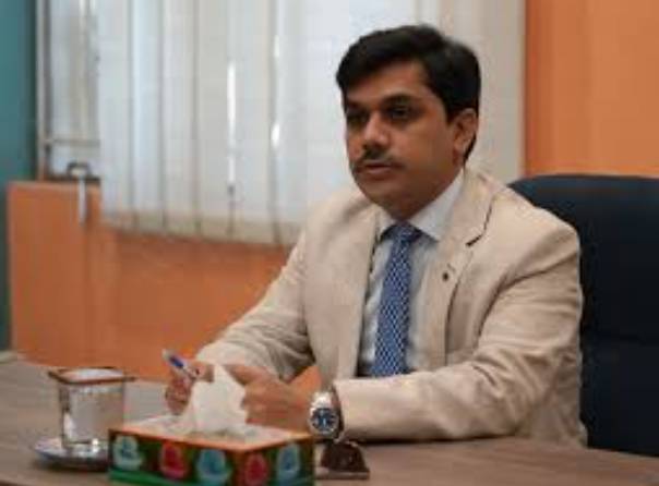 PM’s special assistant apologizes to ECP in code of conduct breach case
