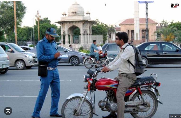 Punjab traffic police collect record Rs132m revenue in one day