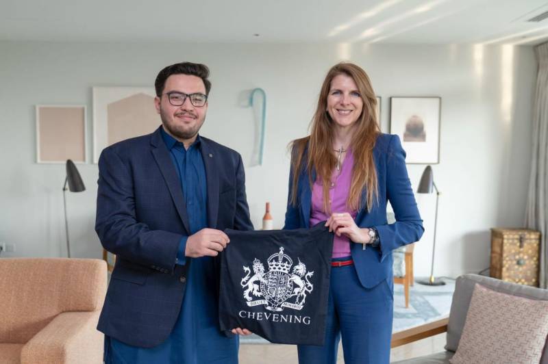 Journalist wins climate contest, earns praise from British High Commission