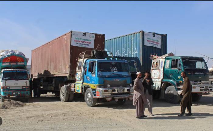 Pakistan says to let humanitarian aid into Afghanistan