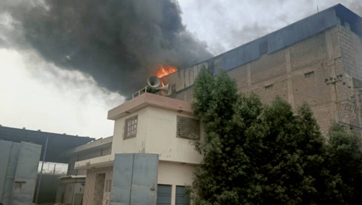 Fire engulfs factory in Karachi’s Landhi Export Processing Zone 