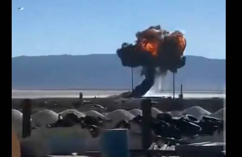 US F-16 fighter jet crashes in California