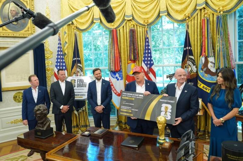 Trump takes centre stage as 2026 World Cup draw takes place