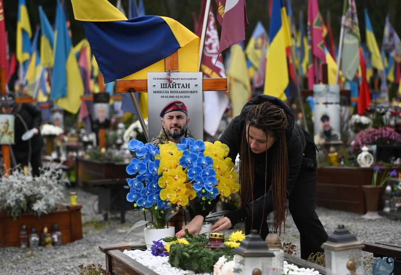 Kyiv, US teams to hold new talks as Russian strikes pummel Ukraine