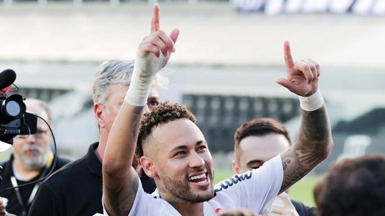 Neymar to undergo knee surgery, casting doubt on World Cup 2026 participation