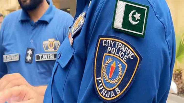 Traffic wardens booked for beating ASF jawan in Lahore