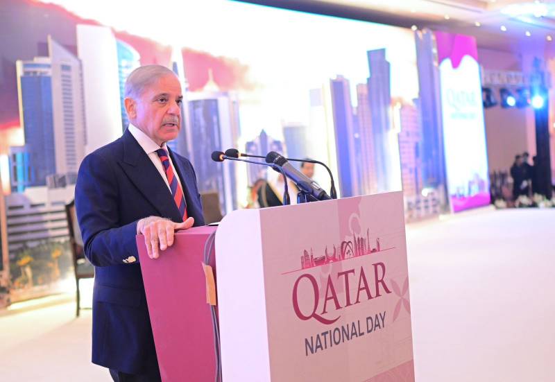 PM felicitates Qatari people on National Day; highlights strong Pak–Qatar bilateral relations