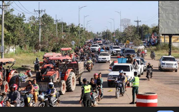Cambodia and Thailand clash at border as civilian toll rises
