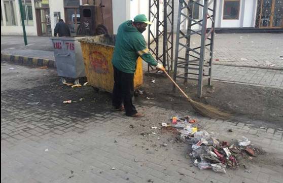 Write ‘civilian’ instead of ‘Christian’ in sweeper vacancies ads, orders IHC