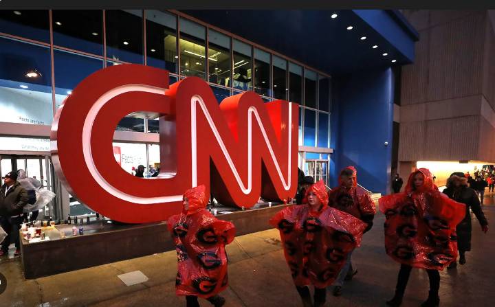 Trump demands CNN get new owners in Warner bidding war