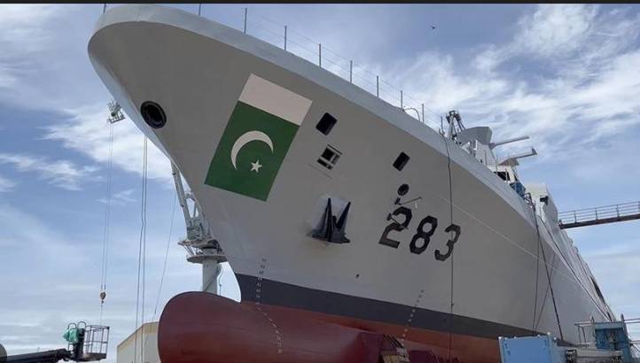Pakistan ship carrying 200 tons of supplies to reach Sri Lanka by Dec 13