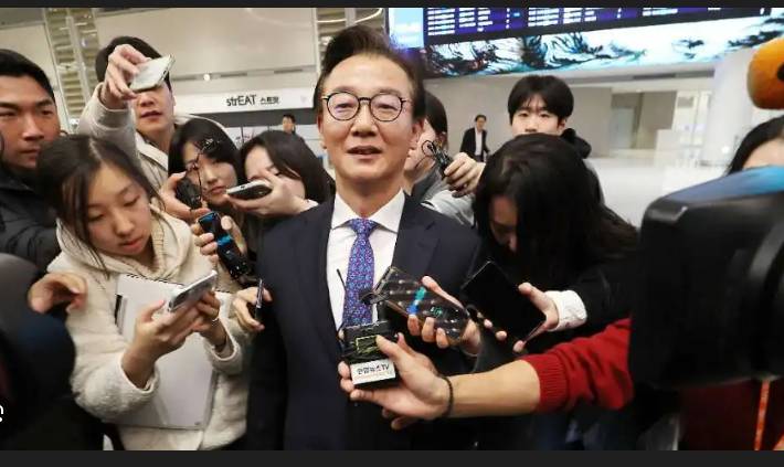 South Korea minister resigns over alleged bribes from church