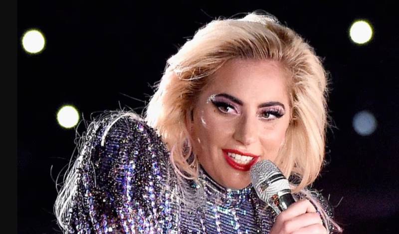 Lady Gaga fan fumes over $300 ticket after long delays and blocked stage