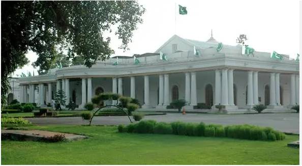 Punjab decides to improve admin system in govt colleges