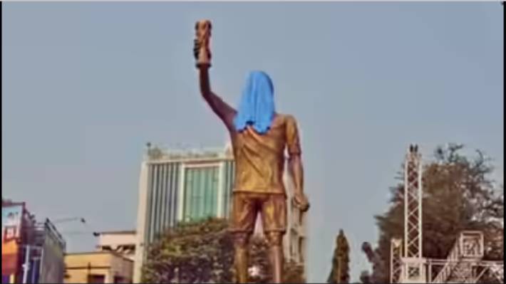 Messi to unveil 21-metre statue of himself on India 'GOAT' tour