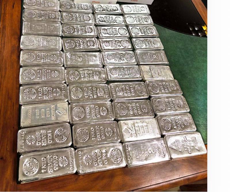 Gold and silver worth over Rs 306m seized at airports