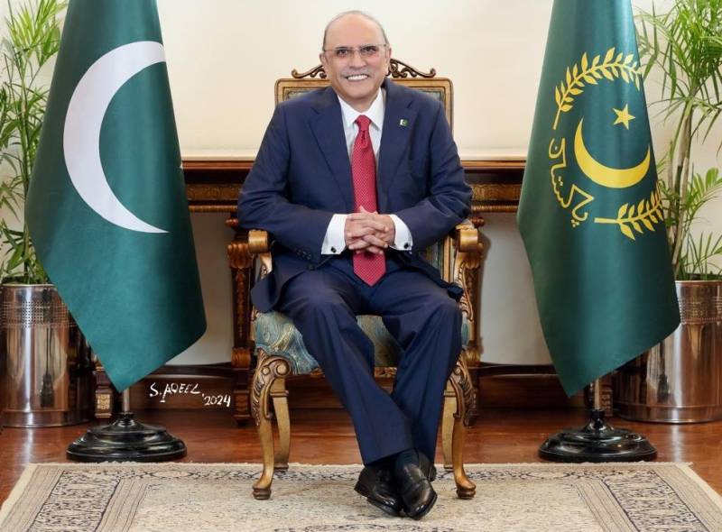 President congratulates Sultan Golden on setting world record