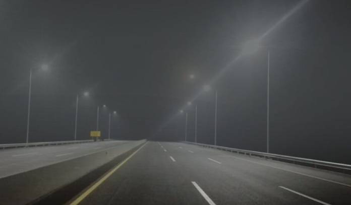 Sections of motorway closed due to dense fog 