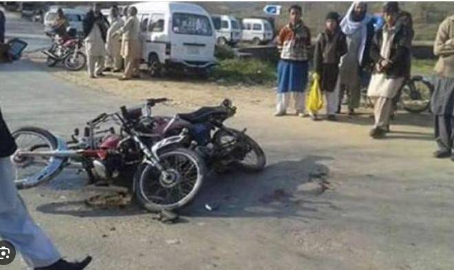 Motorcycle crash leaves four dead, two critical in Phool Nagar