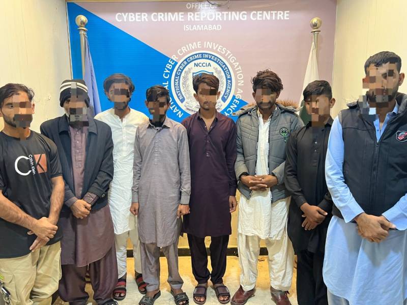 NCCIA Islamabad arrests eight-member gang involved in financial fraud scheme
