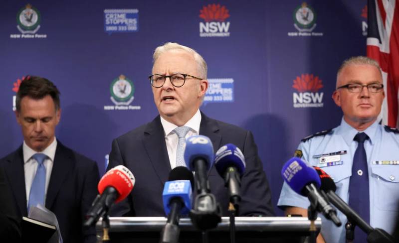 Australian PM says 'Islamic State ideology' drove Bondi Beach gunmen