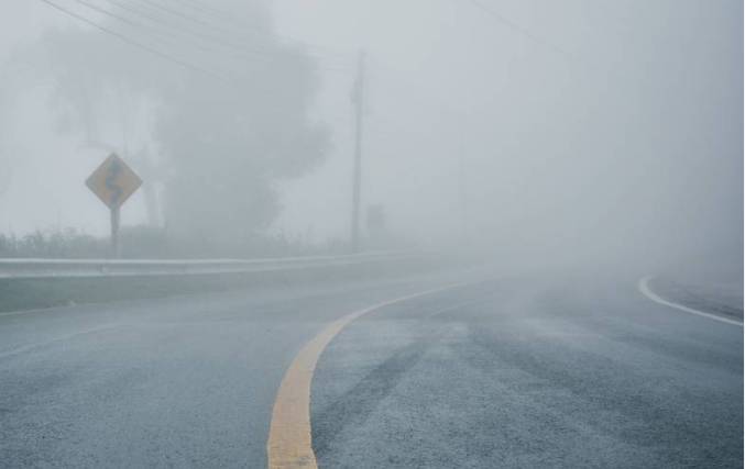 Dense fog leads to closure of motorways in Punjab