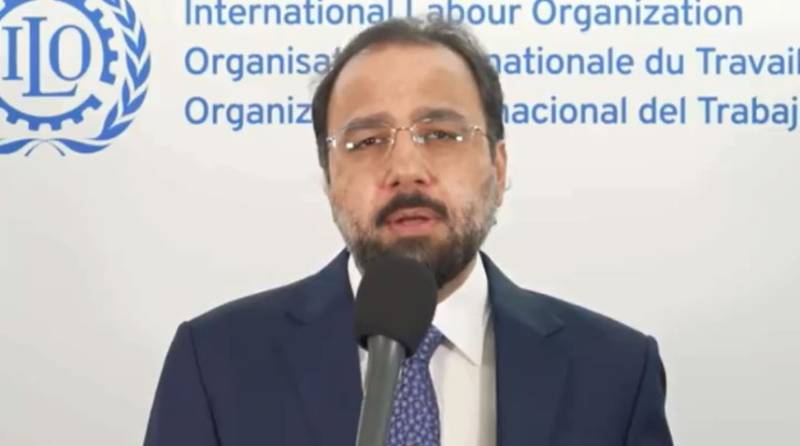 PM appoints Ch Salik as Chairman of committee on offloading passengers issue   