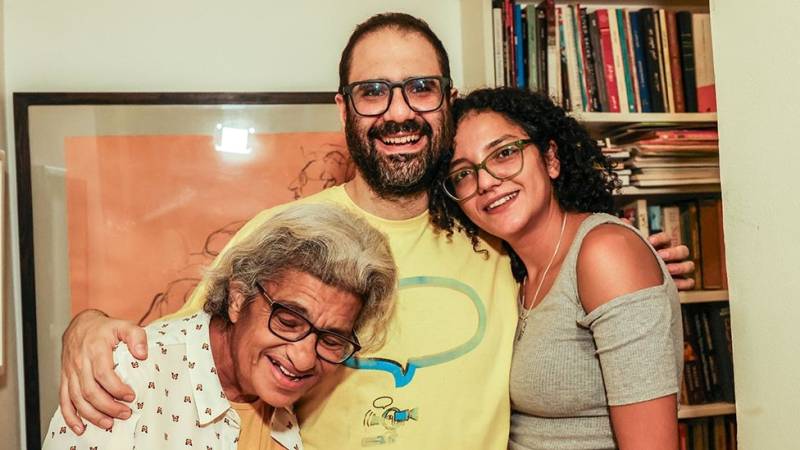Egypt lifts travel ban on activist Alaa Abdel Fattah