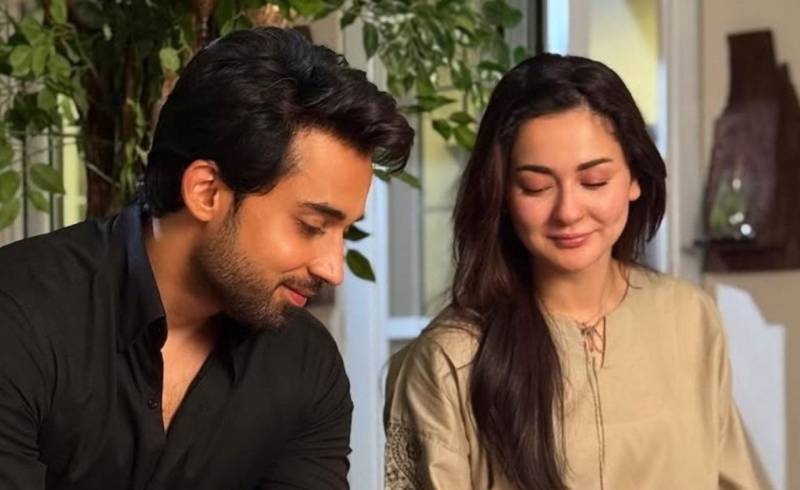 Hania Aamir sparks buzz after sharing clip from Meri Zindagi Hai Tu