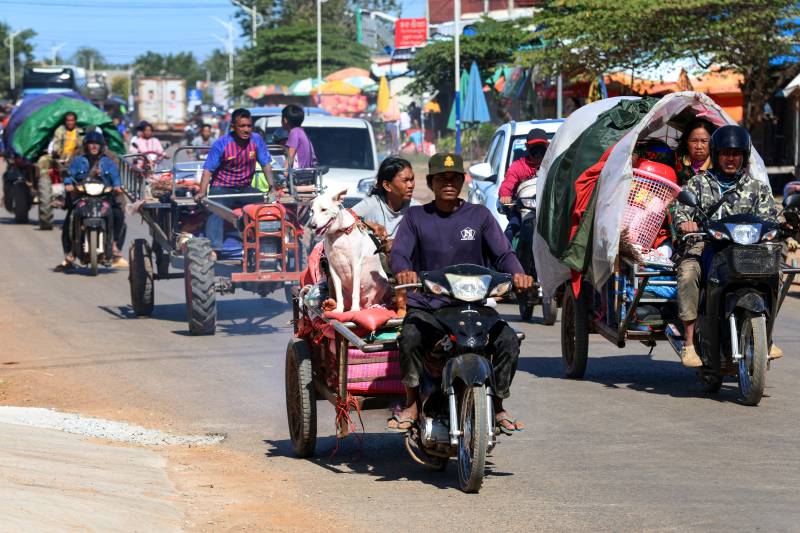 Deadly Cambodia-Thailand border conflict triggers humanitarian crisis