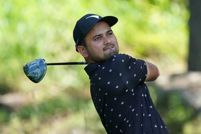Rising Pakistani golfer Ahmad Baig earns prestigious Asian Tour Card