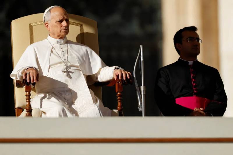 Pope warns against power struggles in Vatican bureaucracy
