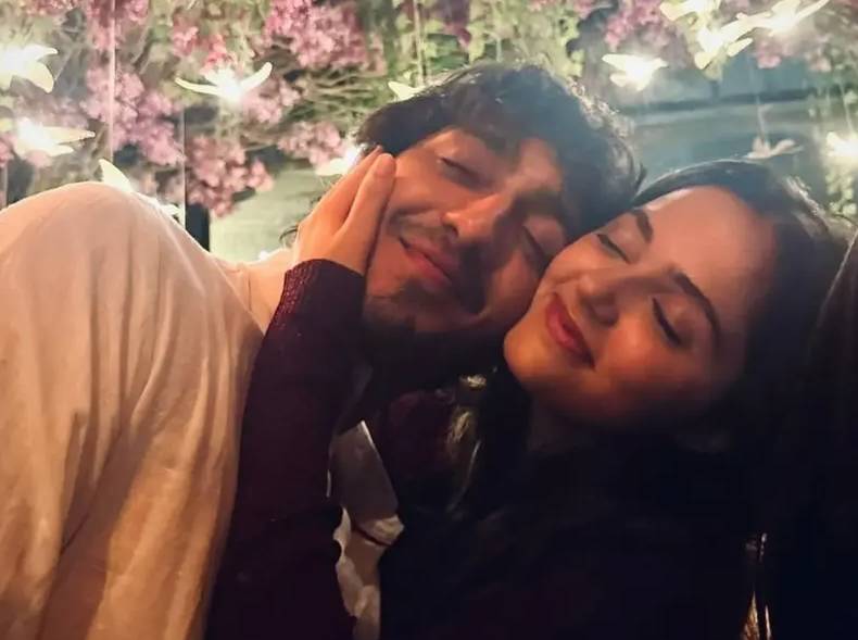 Aneet Padda pens down heartwarming birthday wish to 'soulmate' Ahaan Panday