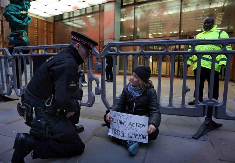Greta Thunberg arrested at pro-Palestinian protest in London
