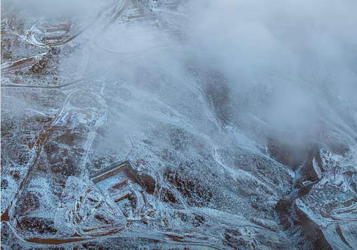 Mountains turn icy white as Saudi cities receive snowfall