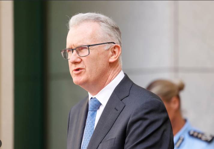 Australia cancels visa of UK man charged with displaying Nazi symbols