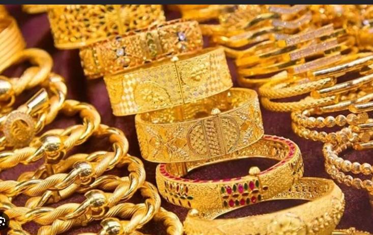 Gold price tops $4,500 in international market