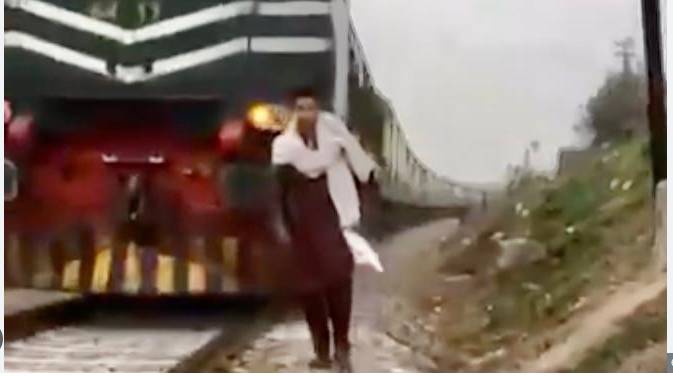 Train crushes man to death in Islamabad