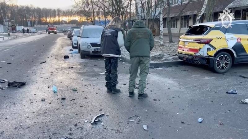 Two police killed in explosion in Moscow