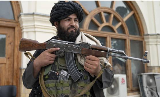 Amid economic woes, Afghan Taliban halt salaries of govt employees 