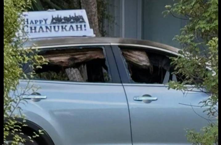 Car with Jewish Hanukkah sign set ablaze in Melbourne