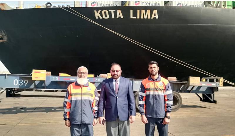 3rd consignment of Chinese flood relief reaches Karachi