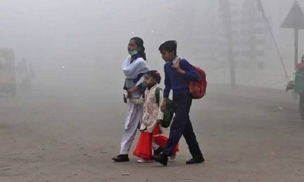 KP private schools barred from holding exams during winter break
