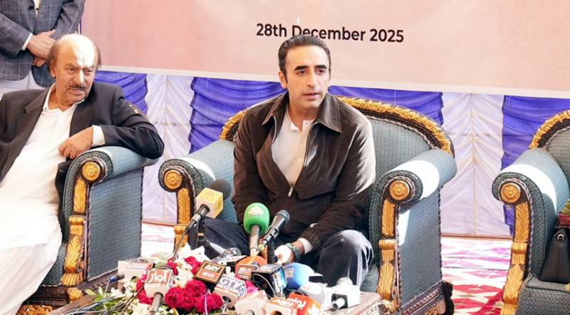 Bilawal advises PTI to shun politics of confrontation, calls for political stability 