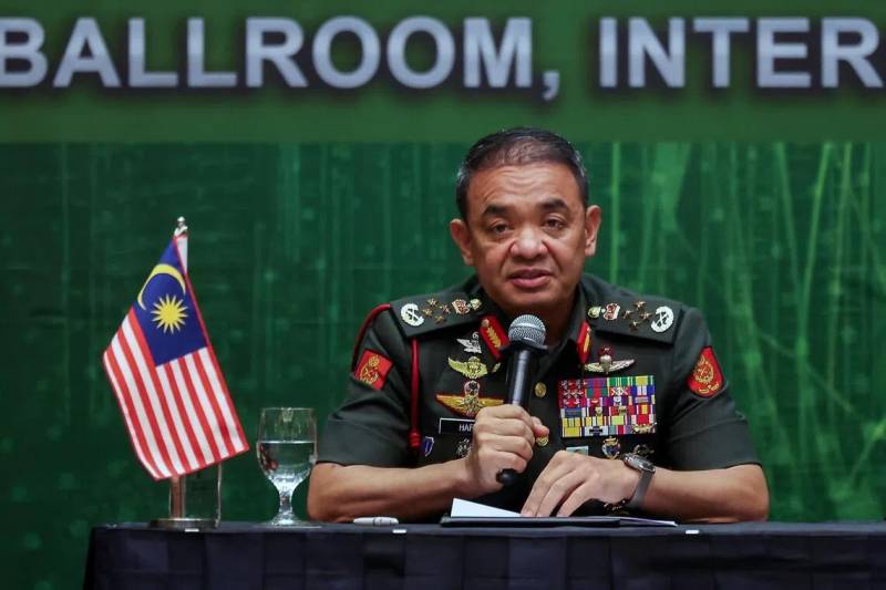 Malaysia raids firms in army procurement graft probe