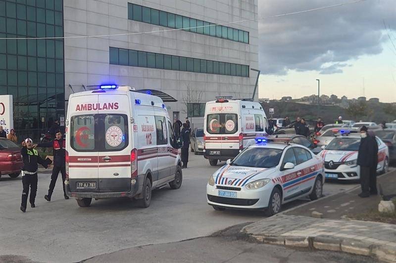 Three Turkish police, 6 Islamic State militants killed in clash: minister