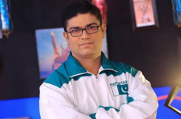 Rashid Naseem sets 25 Guinness World Records in a single year