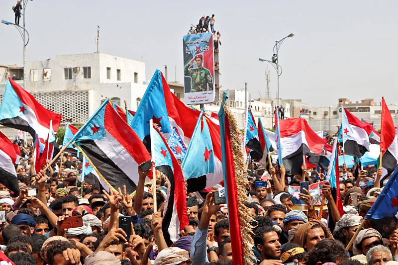 Yemeni separatists refuse to withdraw after Saudi strikes: spokesman to AFP