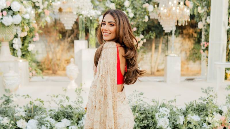  Ushna Shah steals the spotlight at 'fairytale' wedding 