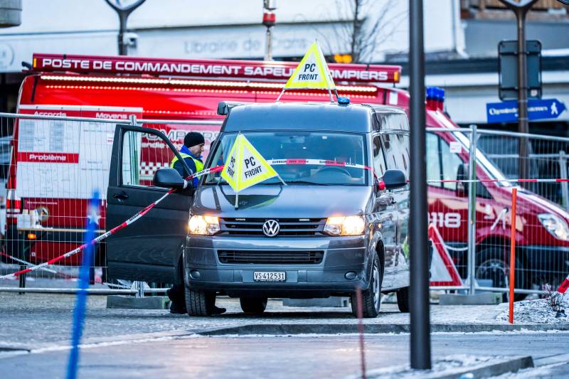 'Several dozen' presumed killed in Swiss ski resort fire